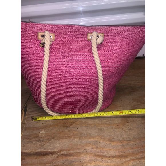 Threads - Saks Fifth Avenue, HUGE Pink Woven Rope Beach Bag - Picture 8 of 10